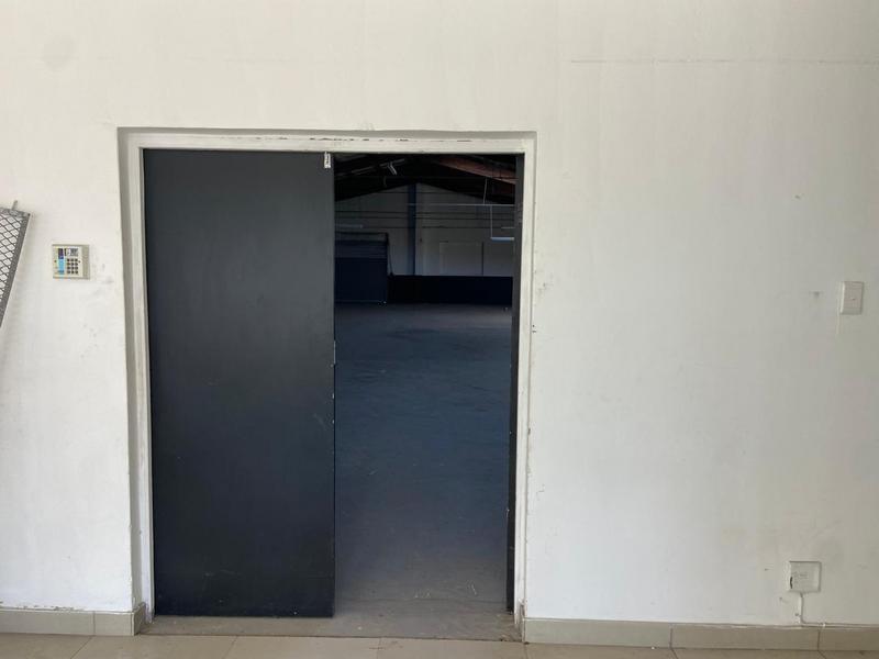 To Let commercial Property for Rent in Sydenham Eastern Cape